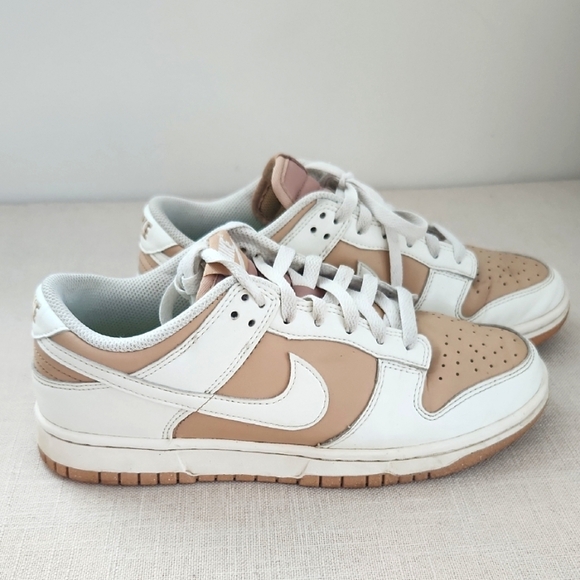 Nike Dunk Low sneakers - Picture 1 of 7